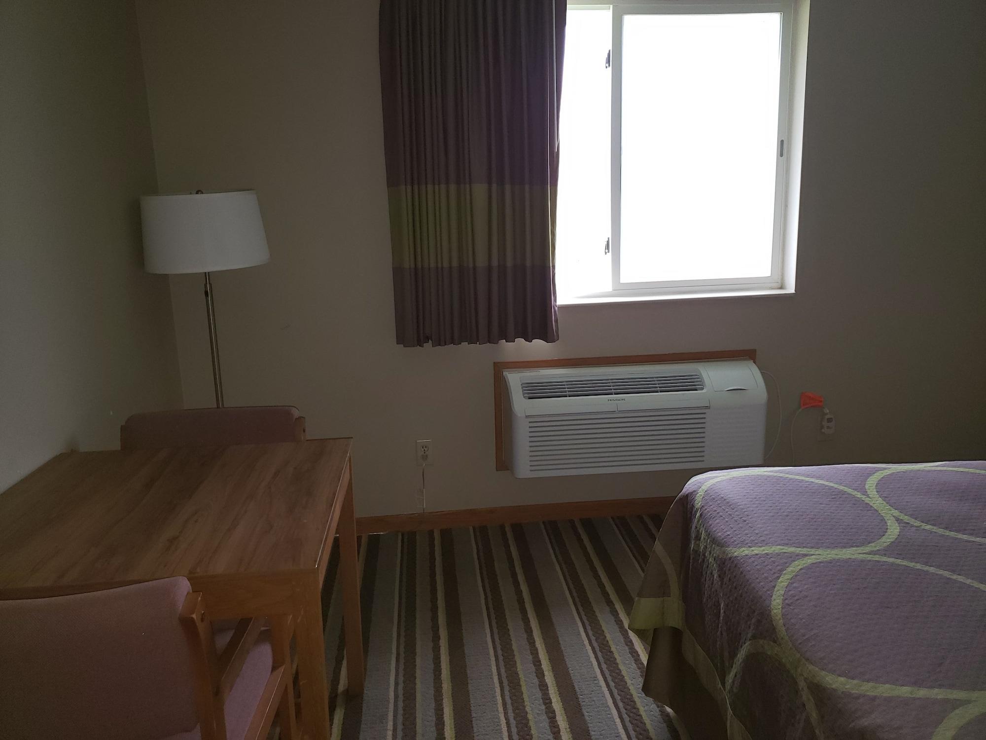 מלון Super 8 By Wyndham Gilman מראה חיצוני תמונה